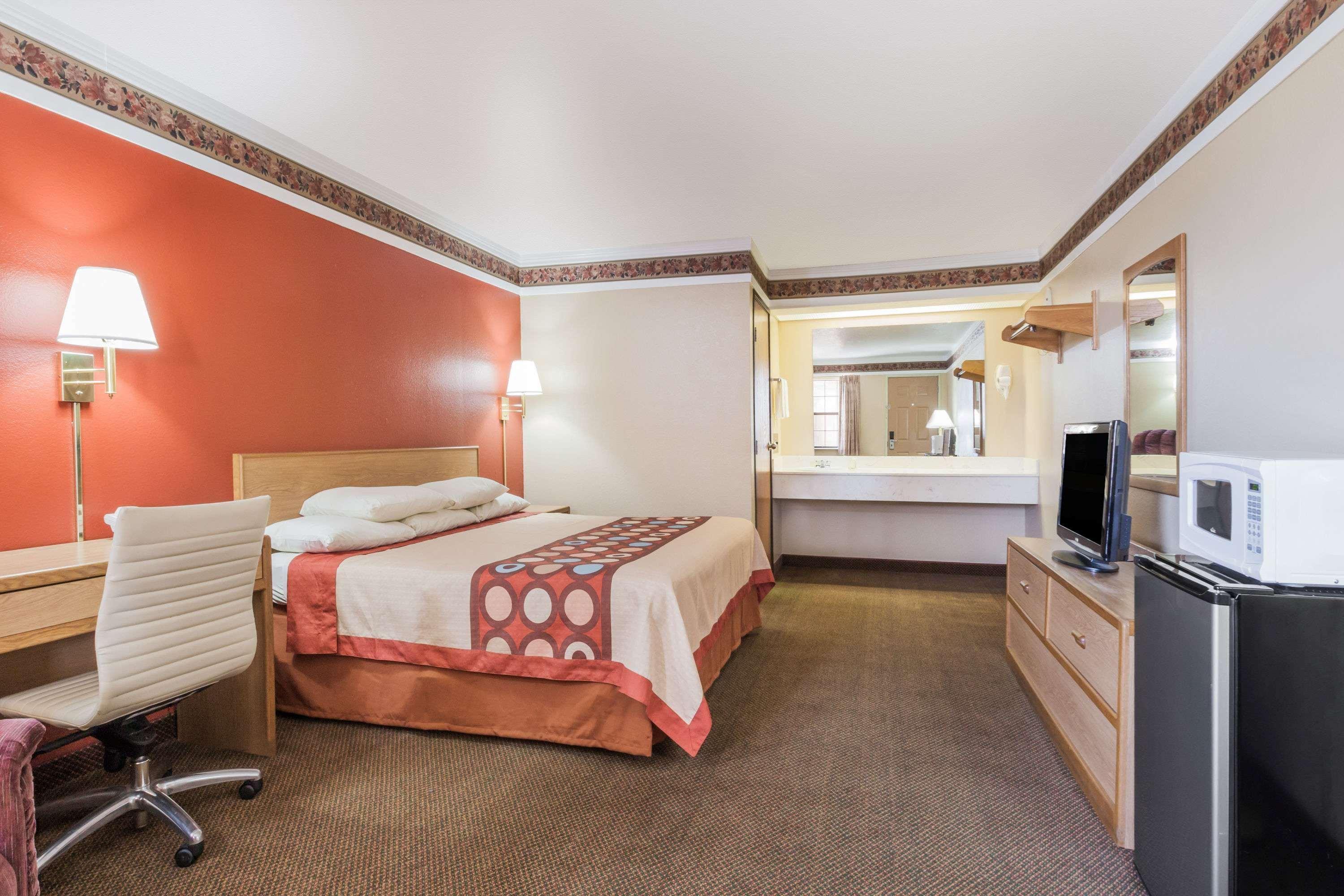 Super 8 By Wyndham Mount Vernon Ngoại thất bức ảnh