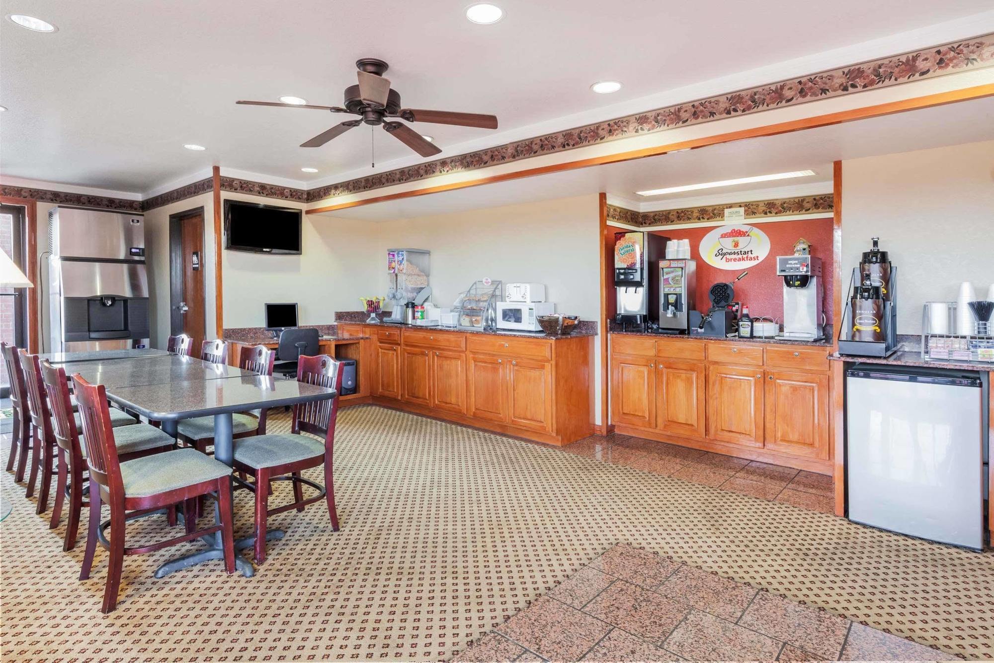 Super 8 By Wyndham Mount Vernon Ngoại thất bức ảnh